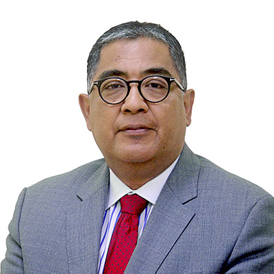 Dr. Edwar Omar Alvarez Yrala